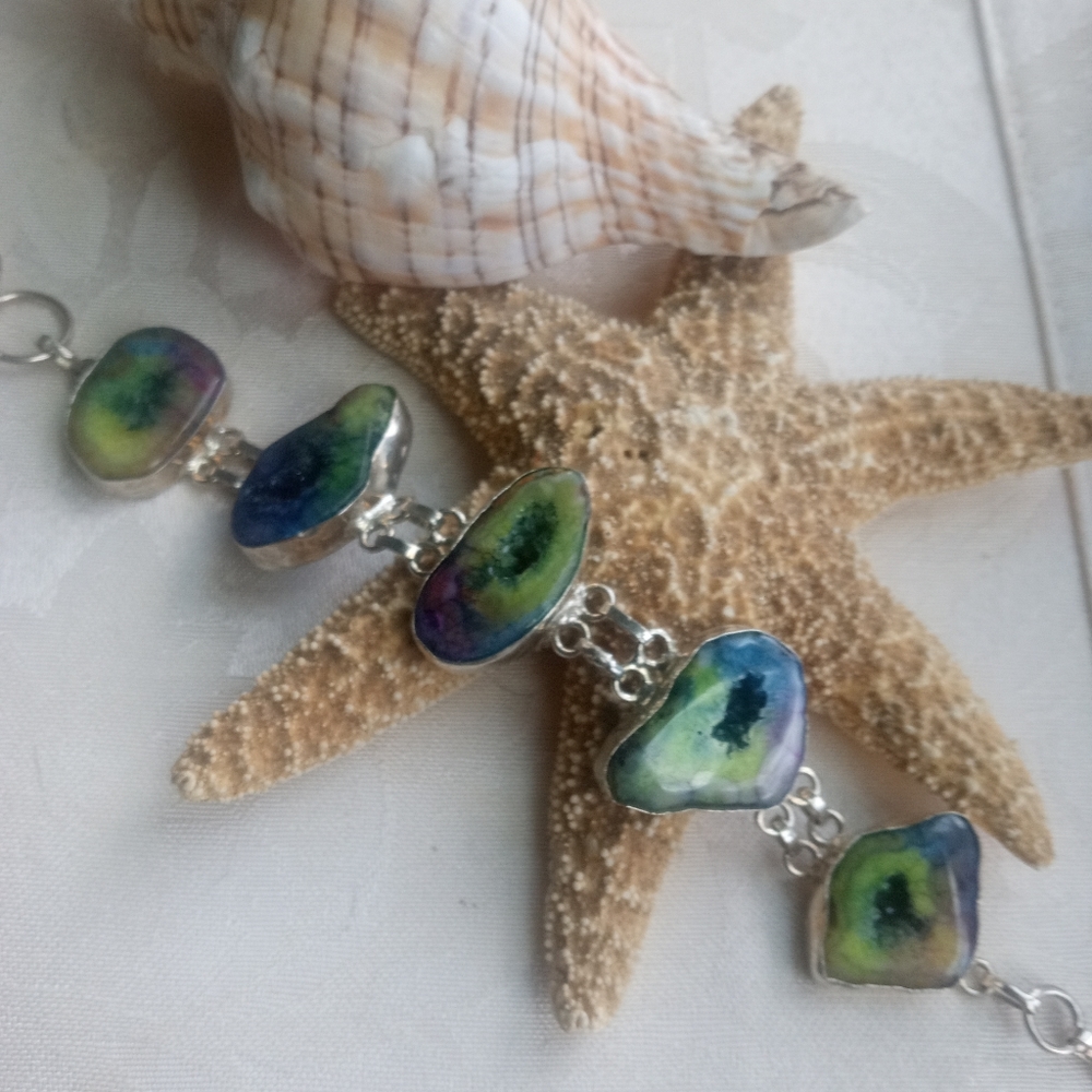 Solar quartz handcrafted bracelet